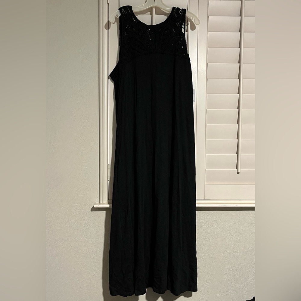 NWT J.JILL : Black Embroidered Halter Maxi Dress - Picture 2 of 13